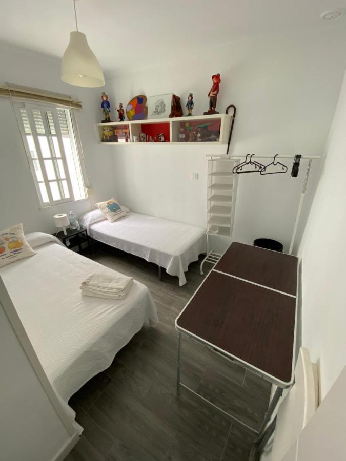 Habitaciones La Vina Cádiz Exteriör bild