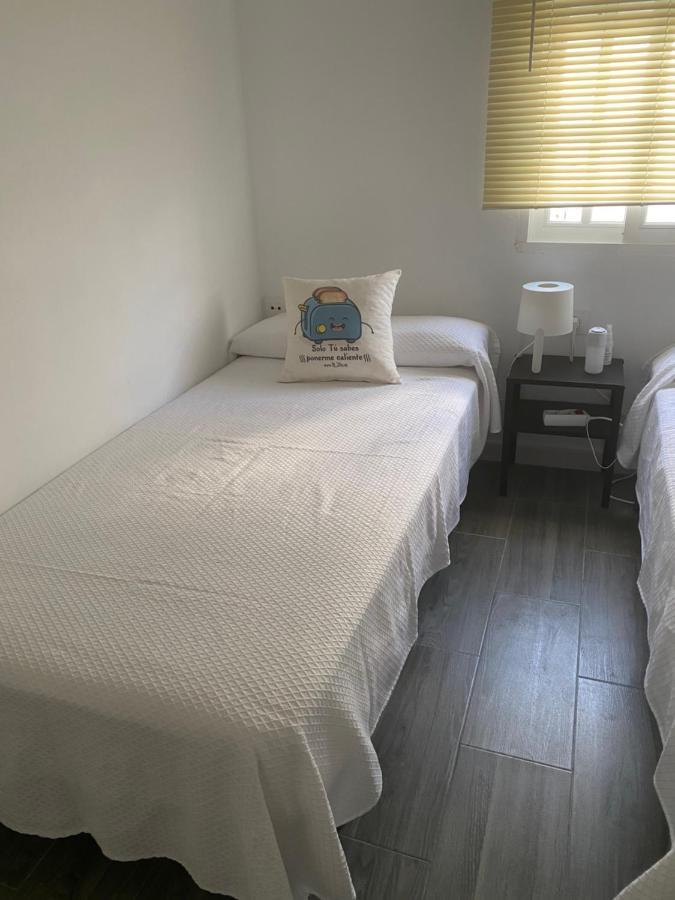 Habitaciones La Vina Cádiz Exteriör bild