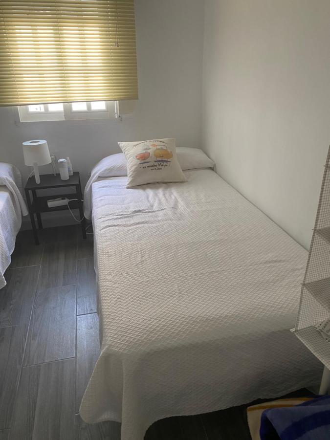 Habitaciones La Vina Cádiz Exteriör bild